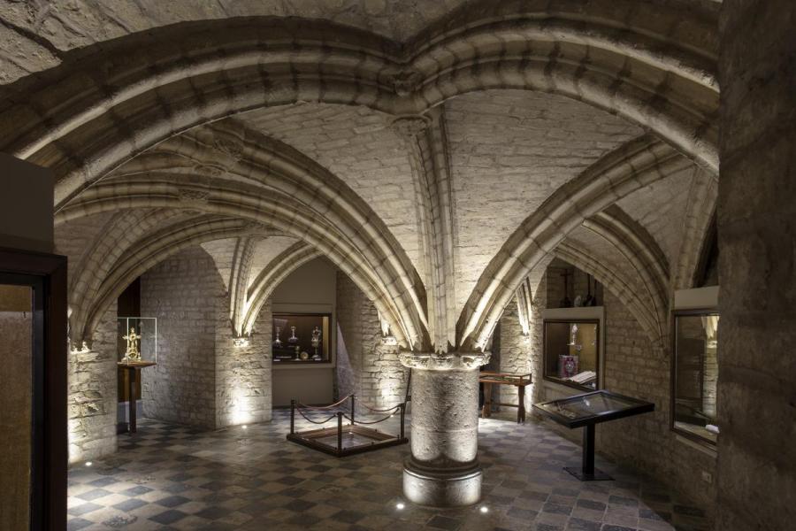 Sint-Martinusbasiliek crypte